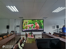 LG宣布開發(fā)透明OLED顯示屏自動門，OLED 透明屏即將迎來春天？